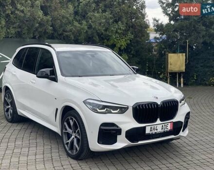 БМВ Х5 2022 в Черновцах на Automoto.ua Белый БМВ Х5, объемом двигателя 3 л и пробегом 95 тыс. км за 73000 $, фото 14 на Automoto.ua