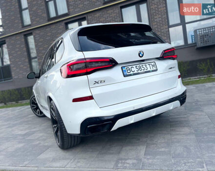 Білий БМВ Х5, об'ємом двигуна 3 л та пробігом 15 тис. км за 68100 $, фото 25 на Automoto.ua