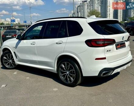 Белый БМВ Х5, объемом двигателя 3 л и пробегом 72 тыс. км за 65900 $, фото 3 на Automoto.ua