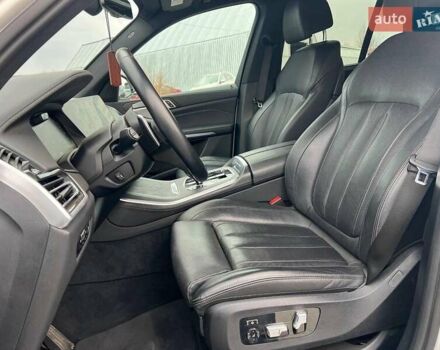 Белый БМВ Х5, объемом двигателя 3 л и пробегом 44 тыс. км за 66290 $, фото 17 на Automoto.ua