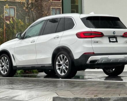 Белый БМВ Х5, объемом двигателя 3 л и пробегом 23 тыс. км за 25000 $, фото 6 на Automoto.ua