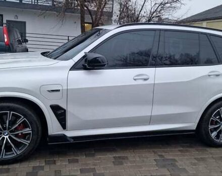 Белый БМВ Х5, объемом двигателя 3 л и пробегом 89 тыс. км за 82000 $, фото 2 на Automoto.ua