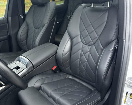 Белый БМВ Х5, объемом двигателя 3 л и пробегом 19 тыс. км за 57000 $, фото 17 на Automoto.ua