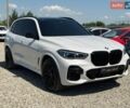 Белый БМВ Х5, объемом двигателя 2.99 л и пробегом 28 тыс. км за 85000 $, фото 1 на Automoto.ua