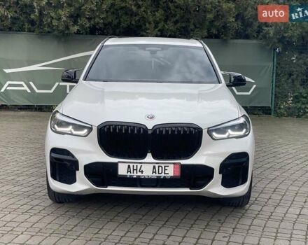 БМВ Х5 2022 в Черновцах на Automoto.ua Белый БМВ Х5, объемом двигателя 3 л и пробегом 95 тыс. км за 73000 $, фото 4 на Automoto.ua