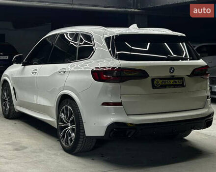 Белый БМВ Х5, объемом двигателя 3 л и пробегом 17 тыс. км за 68000 $, фото 3 на Automoto.ua