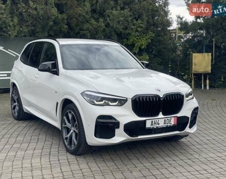 Белый БМВ Х5, объемом двигателя 3 л и пробегом 95 тыс. км за 73500 $, фото 1 на Automoto.ua