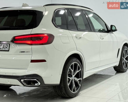 Белый БМВ Х5, объемом двигателя 3 л и пробегом 43 тыс. км за 62500 $, фото 13 на Automoto.ua