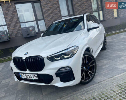 Білий БМВ Х5, об'ємом двигуна 3 л та пробігом 15 тис. км за 68100 $, фото 5 на Automoto.ua