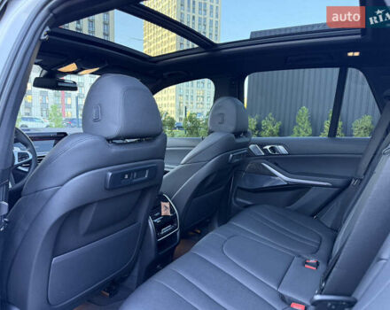 Белый БМВ Х5, объемом двигателя 3 л и пробегом 90 тыс. км за 69000 $, фото 25 на Automoto.ua