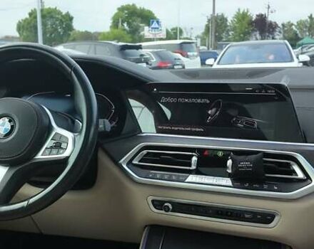 Белый БМВ Х5, объемом двигателя 3 л и пробегом 17 тыс. км за 64900 $, фото 15 на Automoto.ua