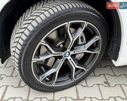 Білий БМВ Х5, об'ємом двигуна 3 л та пробігом 39 тис. км за 71000 $, фото 13 на Automoto.ua