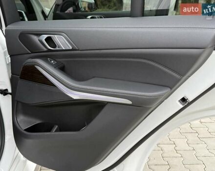 Білий БМВ Х5, об'ємом двигуна 3 л та пробігом 39 тис. км за 71000 $, фото 34 на Automoto.ua