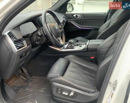 Белый БМВ Х5, объемом двигателя 3 л и пробегом 38 тыс. км за 76000 $, фото 28 на Automoto.ua