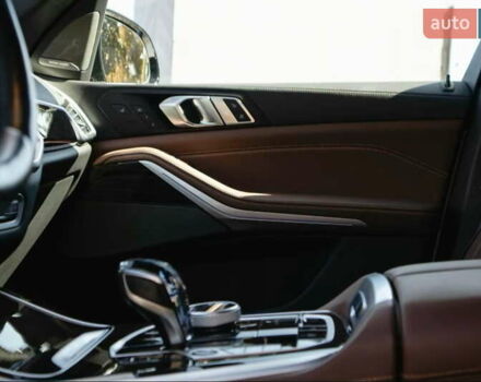 Белый БМВ Х5, объемом двигателя 3 л и пробегом 63 тыс. км за 74900 $, фото 19 на Automoto.ua