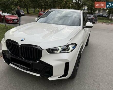 Білий БМВ Х5, об'ємом двигуна 2.99 л та пробігом 35 тис. км за 104900 $, фото 2 на Automoto.ua
