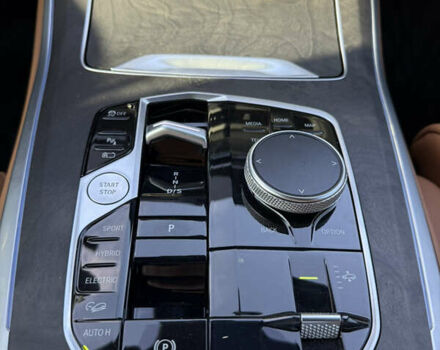 Белый БМВ Х5, объемом двигателя 3 л и пробегом 40 тыс. км за 120000 $, фото 13 на Automoto.ua