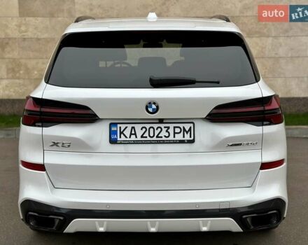 Белый БМВ Х5, объемом двигателя 2.99 л и пробегом 60 тыс. км за 96800 $, фото 29 на Automoto.ua