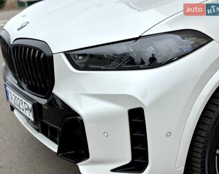 Белый БМВ Х5, объемом двигателя 2.99 л и пробегом 60 тыс. км за 96800 $, фото 43 на Automoto.ua