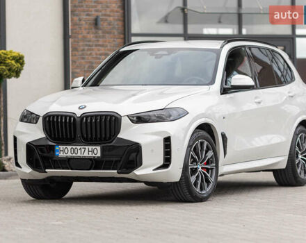 БМВ Х5 2023 в Тернополе на Automoto.ua Белый БМВ Х5, объемом двигателя 2.99 л и пробегом 66 тыс. км за 95000 $, фото 23 на Automoto.ua