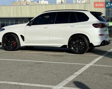 Белый БМВ Х5, объемом двигателя 3 л и пробегом 40 тыс. км за 120000 $, фото 5 на Automoto.ua