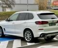 Белый БМВ Х5, объемом двигателя 3 л и пробегом 52 тыс. км за 79999 $, фото 6 на Automoto.ua