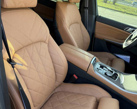 Белый БМВ Х5, объемом двигателя 3 л и пробегом 40 тыс. км за 120000 $, фото 17 на Automoto.ua