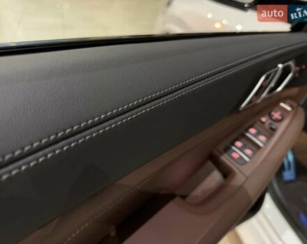 Белый БМВ Х5, объемом двигателя 4.4 л и пробегом 1 тыс. км за 138900 $, фото 78 на Automoto.ua