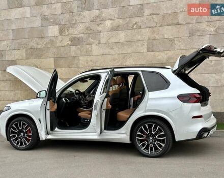 Белый БМВ Х5, объемом двигателя 2.99 л и пробегом 60 тыс. км за 96800 $, фото 24 на Automoto.ua