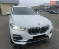 Білий БМВ Х5, об'ємом двигуна 2 л та пробігом 38 тис. км за 60100 $, фото 19 на Automoto.ua