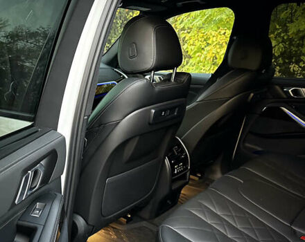 Белый БМВ Х5, объемом двигателя 3 л и пробегом 62 тыс. км за 67990 $, фото 15 на Automoto.ua