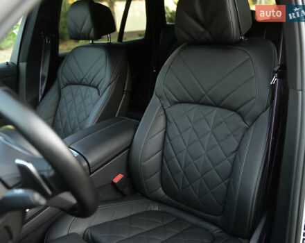 Белый БМВ Х5, объемом двигателя 2.99 л и пробегом 55 тыс. км за 103999 $, фото 41 на Automoto.ua