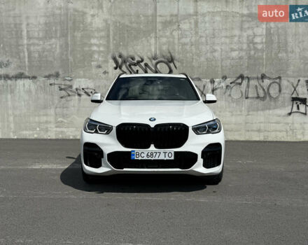 Белый БМВ Х5, объемом двигателя 3 л и пробегом 60 тыс. км за 78000 $, фото 2 на Automoto.ua