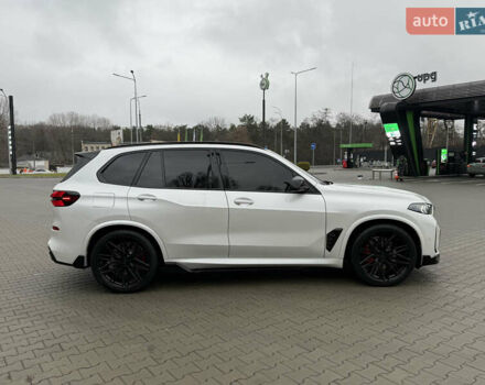 Белый БМВ Х5, объемом двигателя 3 л и пробегом 40 тыс. км за 99900 $, фото 7 на Automoto.ua