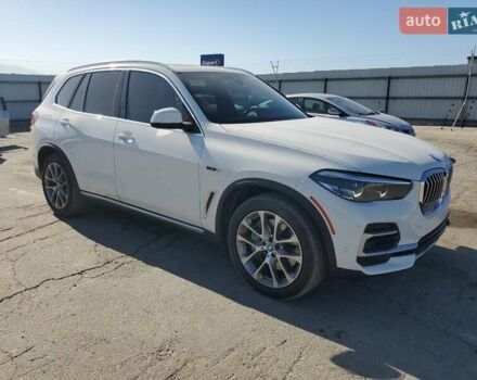 Белый БМВ Х5, объемом двигателя 3 л и пробегом 67 тыс. км за 25000 $, фото 3 на Automoto.ua