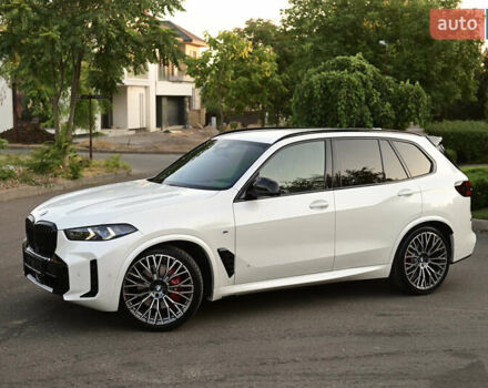 Белый БМВ Х5, объемом двигателя 2.99 л и пробегом 55 тыс. км за 103999 $, фото 12 на Automoto.ua