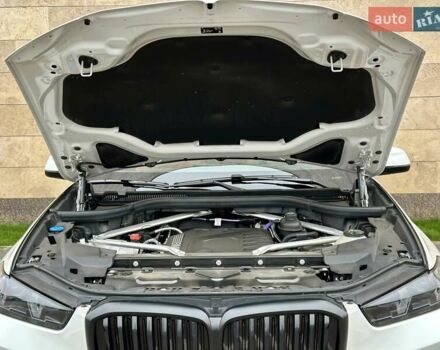 Белый БМВ Х5, объемом двигателя 2.99 л и пробегом 60 тыс. км за 96800 $, фото 45 на Automoto.ua