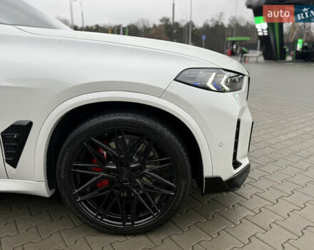 Белый БМВ Х5, объемом двигателя 3 л и пробегом 40 тыс. км за 99900 $, фото 6 на Automoto.ua