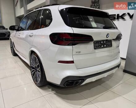 Белый БМВ Х5, объемом двигателя 4.4 л и пробегом 1 тыс. км за 138900 $, фото 61 на Automoto.ua