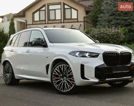 Белый БМВ Х5, объемом двигателя 2.99 л и пробегом 55 тыс. км за 103999 $, фото 4 на Automoto.ua