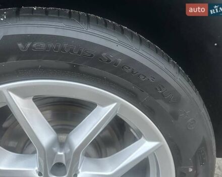Білий БМВ Х5, об'ємом двигуна 2 л та пробігом 38 тис. км за 60100 $, фото 82 на Automoto.ua