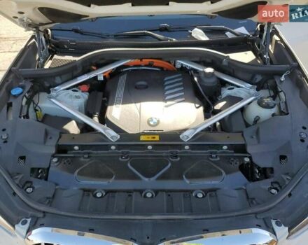 Белый БМВ Х5, объемом двигателя 3 л и пробегом 67 тыс. км за 25000 $, фото 11 на Automoto.ua