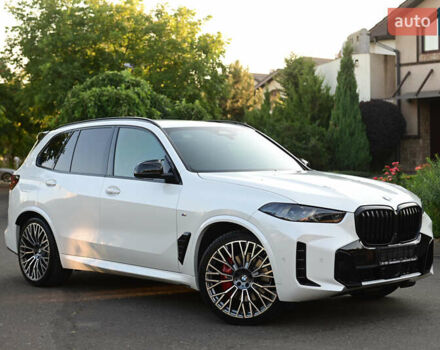 Белый БМВ Х5, объемом двигателя 2.99 л и пробегом 55 тыс. км за 103999 $, фото 16 на Automoto.ua