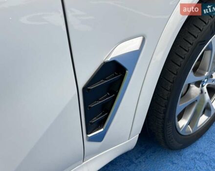 Белый БМВ Х5, объемом двигателя 3 л и пробегом 52 тыс. км за 79999 $, фото 13 на Automoto.ua