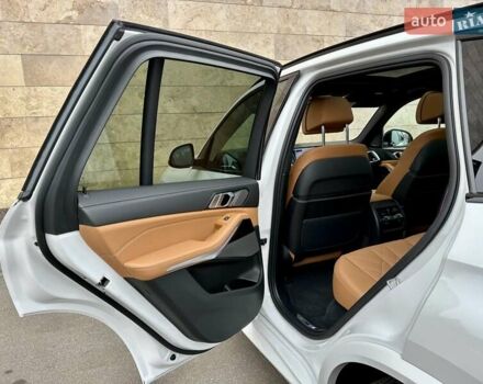 Белый БМВ Х5, объемом двигателя 2.99 л и пробегом 60 тыс. км за 96800 $, фото 76 на Automoto.ua