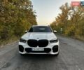 Белый БМВ Х5, объемом двигателя 3 л и пробегом 8 тыс. км за 70000 $, фото 1 на Automoto.ua