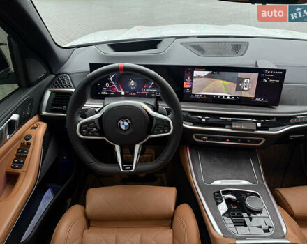 Белый БМВ Х5, объемом двигателя 3 л и пробегом 40 тыс. км за 99900 $, фото 26 на Automoto.ua