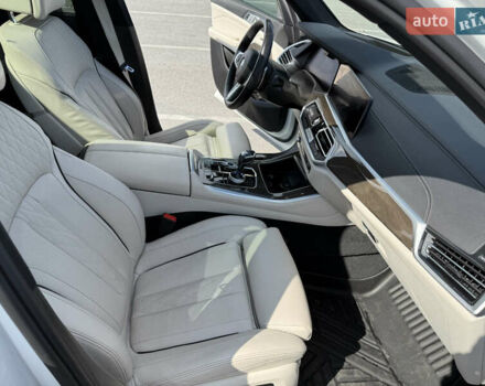 Белый БМВ Х5, объемом двигателя 3 л и пробегом 60 тыс. км за 78000 $, фото 49 на Automoto.ua