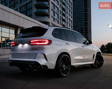 Білий БМВ Х5, об'ємом двигуна 4.4 л та пробігом 26 тис. км за 84000 $, фото 2 на Automoto.ua