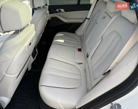 Белый БМВ Х5, объемом двигателя 3 л и пробегом 60 тыс. км за 78000 $, фото 45 на Automoto.ua